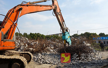 挖掘机液压破碎钳打包钢筋 挖掘机液压破碎钳打包钢筋
