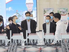 新乡市副市长王占波莅临中誉鼎力视察调研